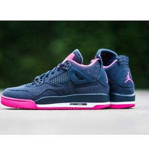 PRICE DROP Jordan 4 Retro